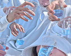 Восемь человек погибли при взрыве автомобиля в Нью-Дели — ТВ